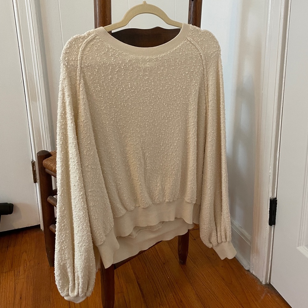 Bell sleeve cozy sweater - free people - small - cream
